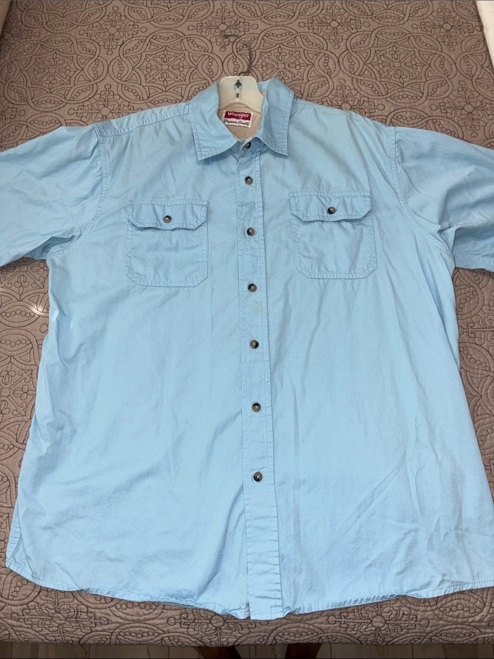 WRANGLER (*3*) Men’s EUC Light Blue & Striped Short Sleeve Button-Up Shirts Sz L - Picture 5 of 12